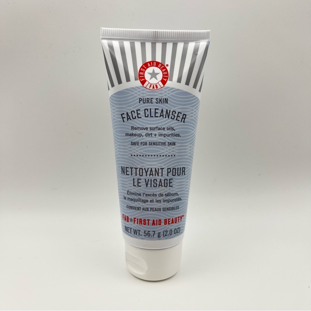 First Aid Beauty Pure Skin Face Cleanser - Light Blue and White Tube